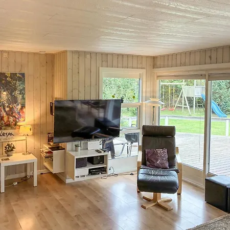 Lovely In Vaeggerlose With Sauna Hébergement de vacances Bøtø By